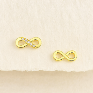 Brinco Infinito e cristal ouro